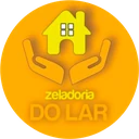 Logo de Zeladoria do Lar : maison jaune posée sur deux mains, sur fond orange